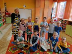 ilustracja do wpisu 
MĄDRE SÓWKI - robią sok