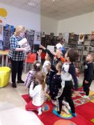 ilustracja do wpisu 
KRÓLICZKI - na zajęciach o tematyce patriotycznej w bibliotece