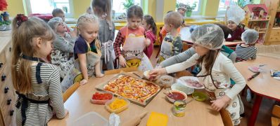 ilustracja do wpisu 
KRÓLICZKI - Dzień Pizzy