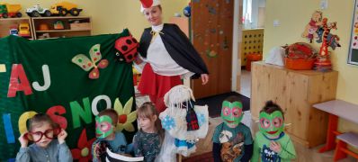 ilustracja do wpisu 
KRÓLICZKI - pierwszy dzień Wiosny