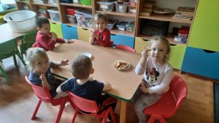 ilustracja do wpisu 
PUCHATKI - Dzień Jabłka