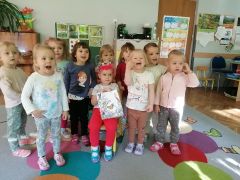 ilustracja do wpisu 
MALEŃSTWA - urodziny Mai