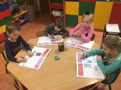 ilustracja do wpisu 
KŁAPOUSZKI - zabawy matematyczne