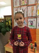 ilustracja do wpisu 
KŁAPOUSZKI - ,, Ufoludek"- praca przestrzenna