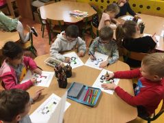 ilustracja do wpisu 
KŁAPOUSZKI - zabawa w kodowanie