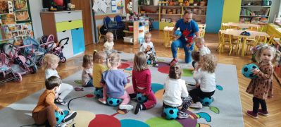 ilustracja do wpisu 
MALEŃSTWA - zajęcia pokazowe z Kangurkiem