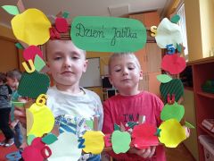 ilustracja do wpisu 
MĄDRE SÓWKI - Dzień Jabłka