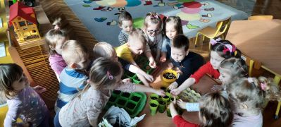 ilustracja do wpisu 
MALEŃSTWA- zielony ogródek