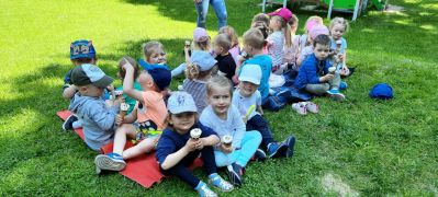 ilustracja do wpisu 
MALEŃSTWA - lody na Dzień Dziecka