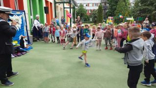 ilustracja do wpisu 
DZIEŃ DZIECKA Z GRUPĄ TEATRALNĄ ORZEŁEK