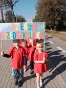 Dzieci podczas marszu