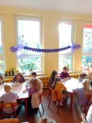 praca przy stolikach