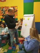 Rodzice podczas warsztatów Rośnijmy razem